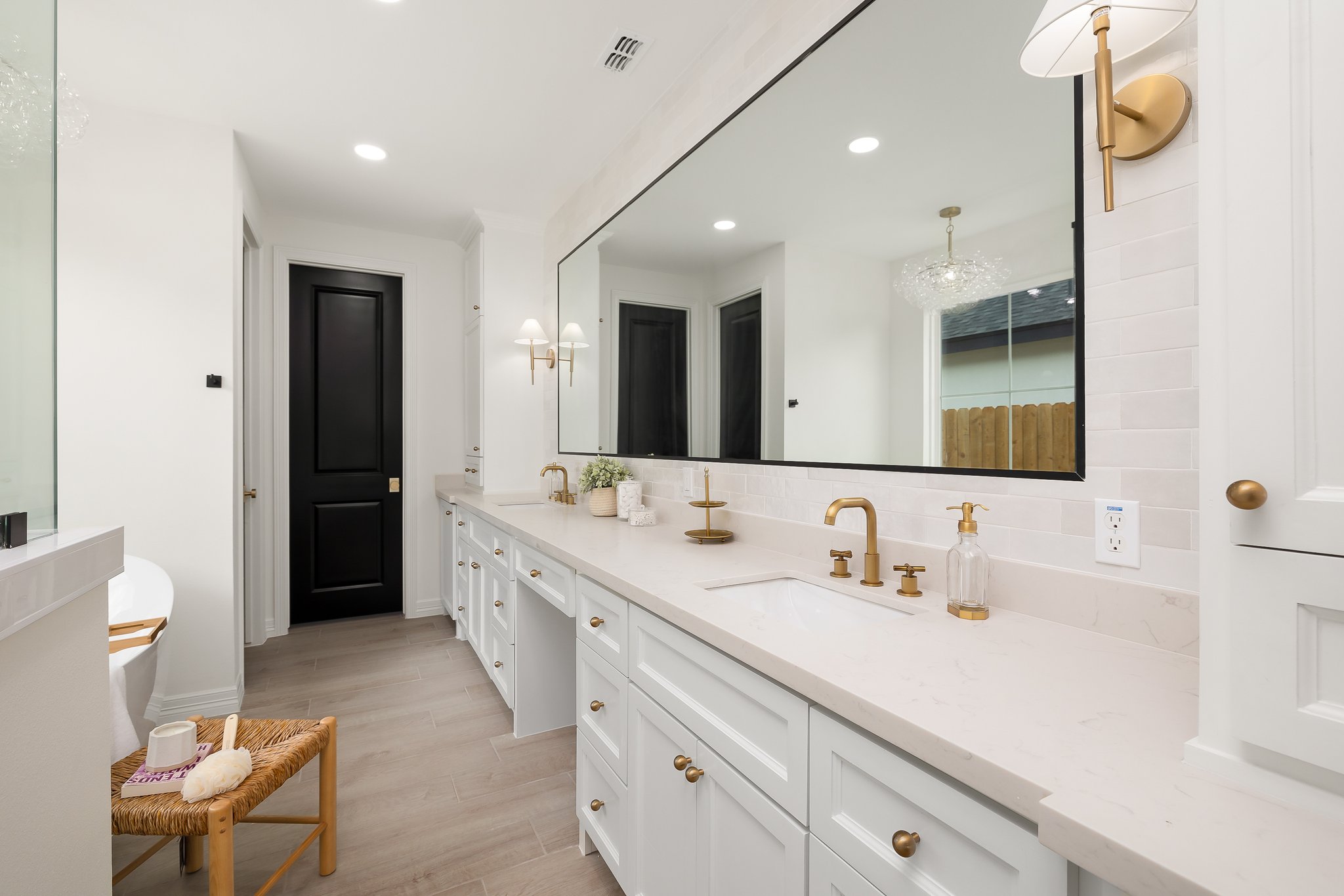 Delilah 9305 N. 22nd Villa Homes