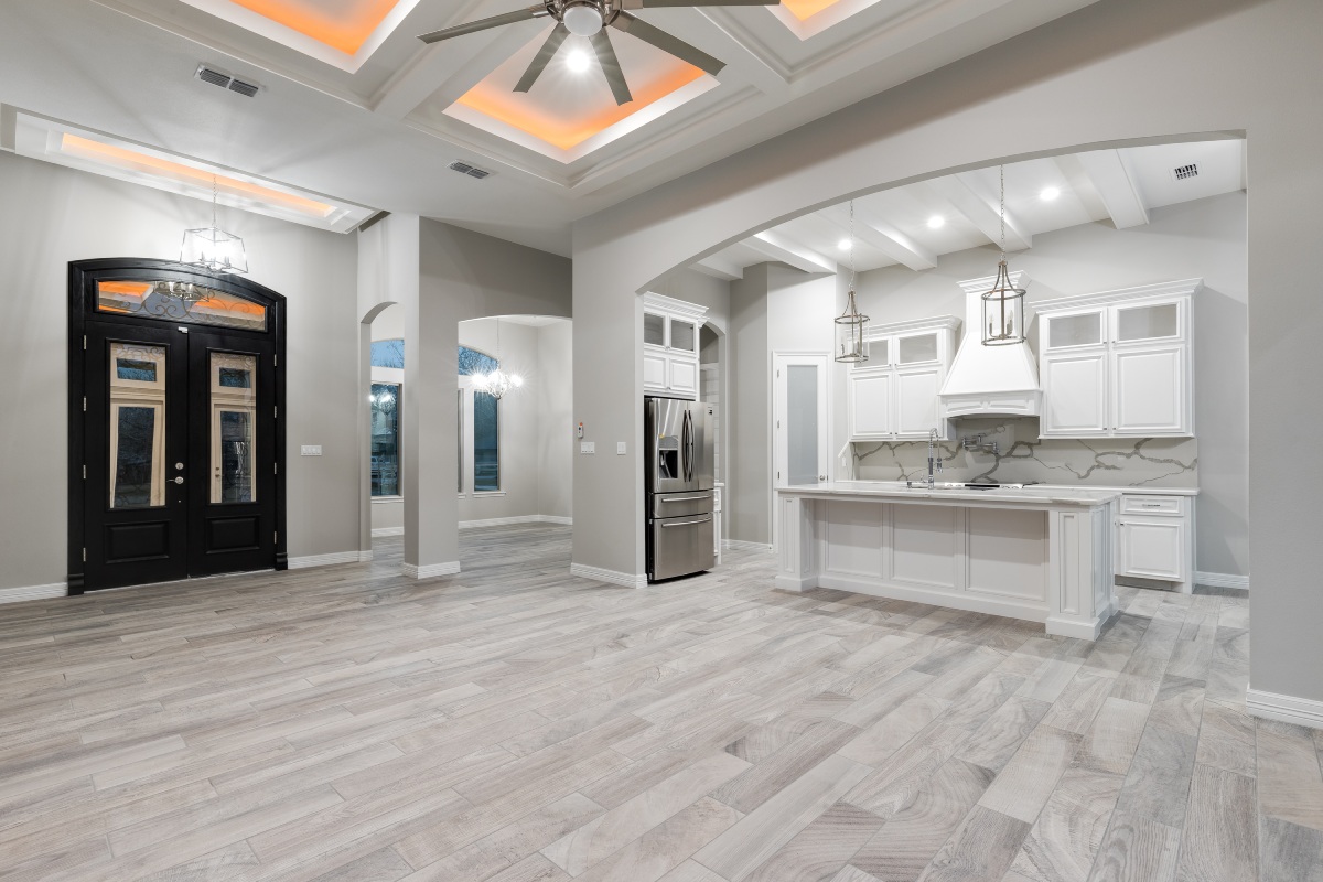 Create a Stunning RGV Custom Home with Innovative Flooring Picks