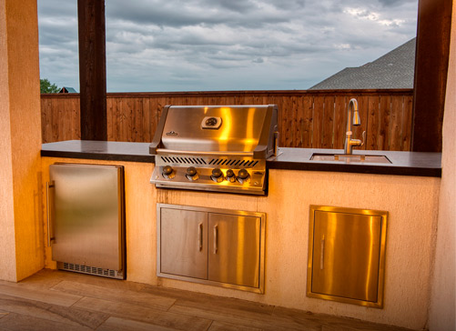 Barbecue area: Texas living backyard